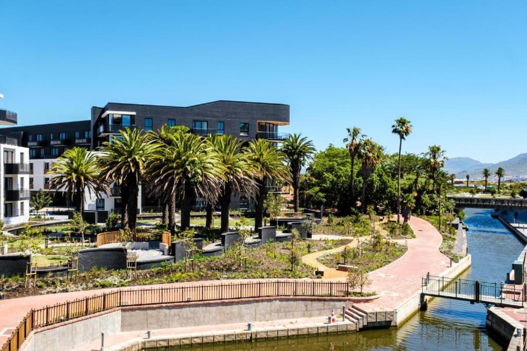 Zals Luxury -nine Palms * Cape Town