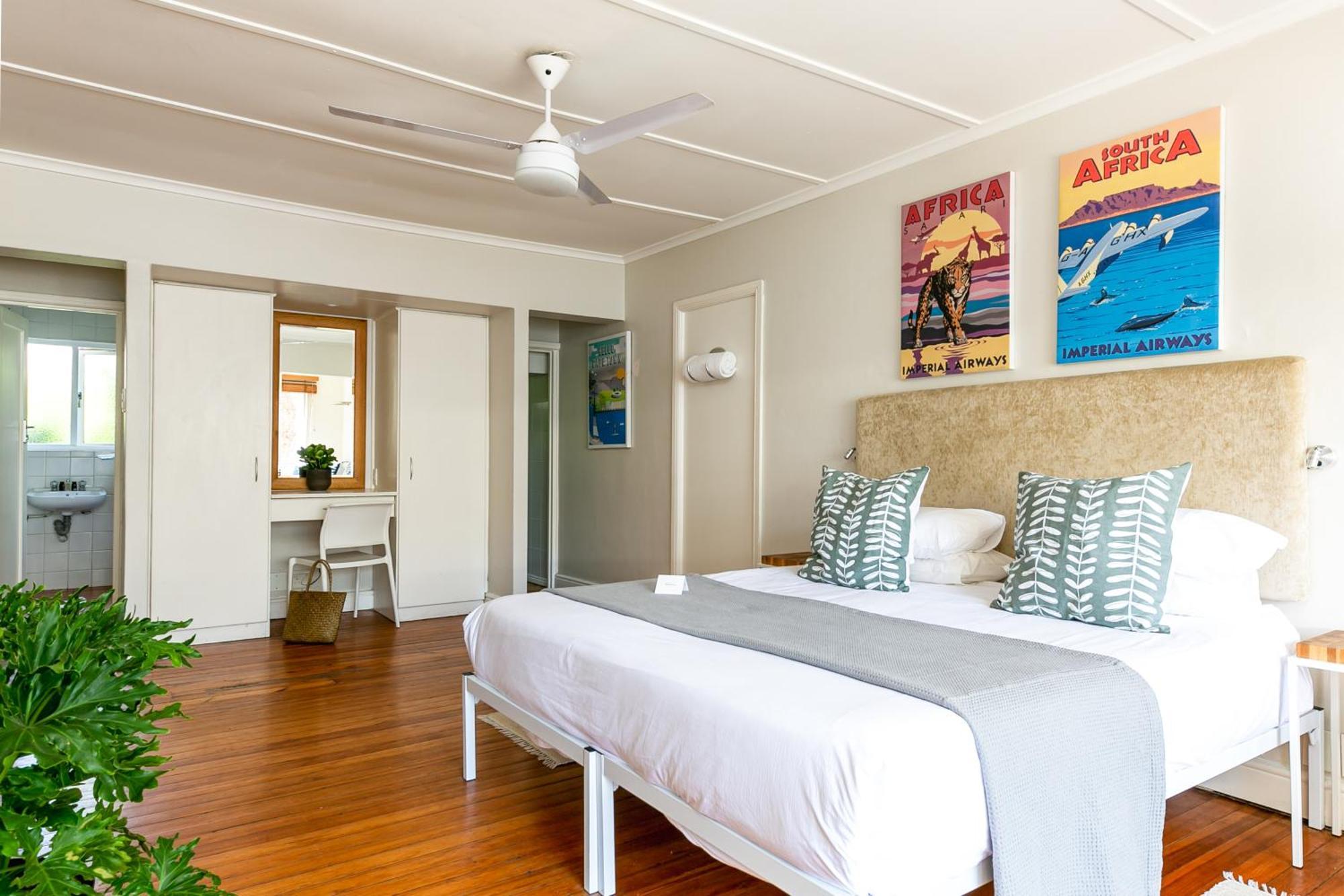 Camps Bay Village - And Cape Town