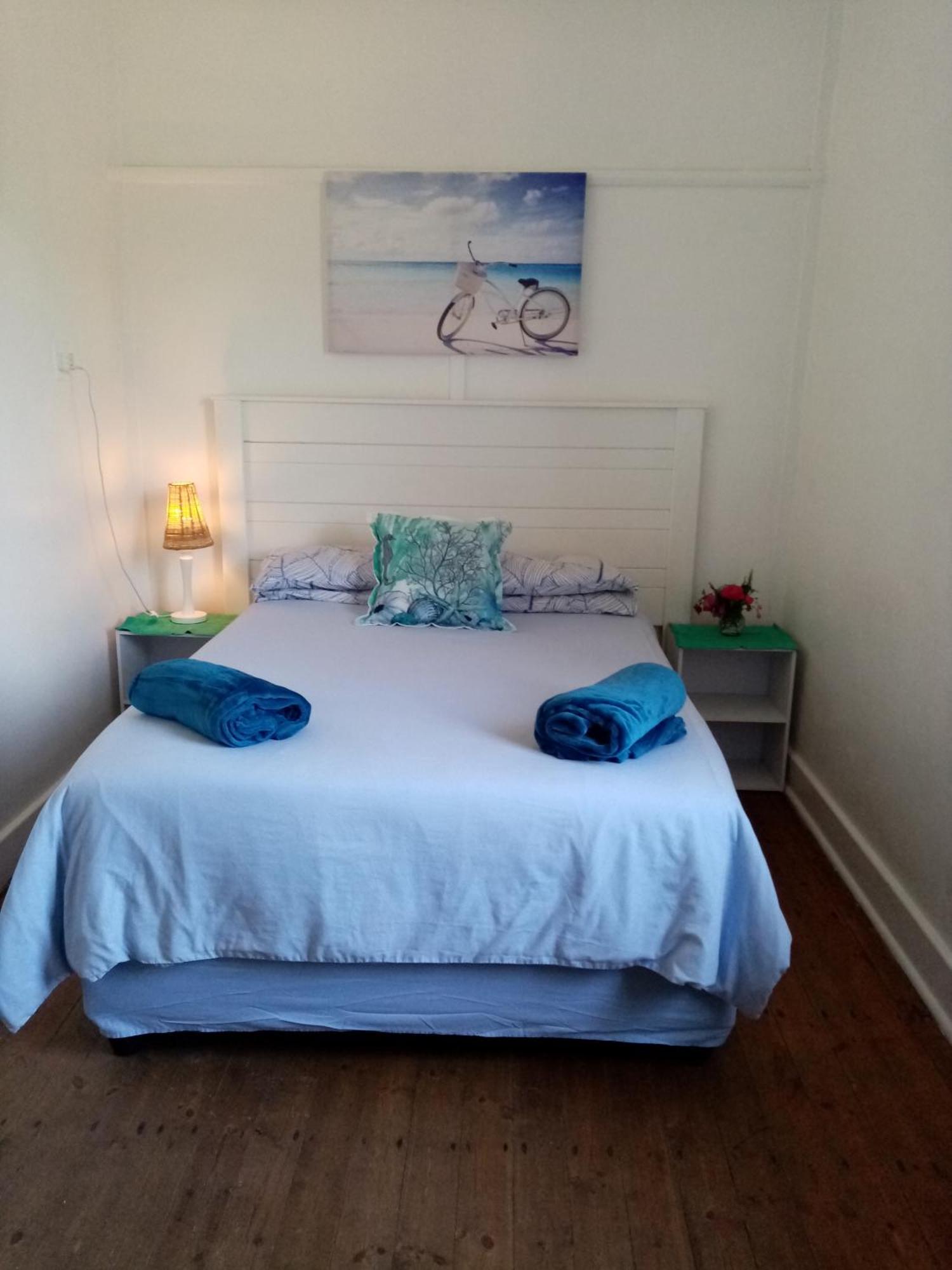 Lighthouse Farm Backpackers Lodge *