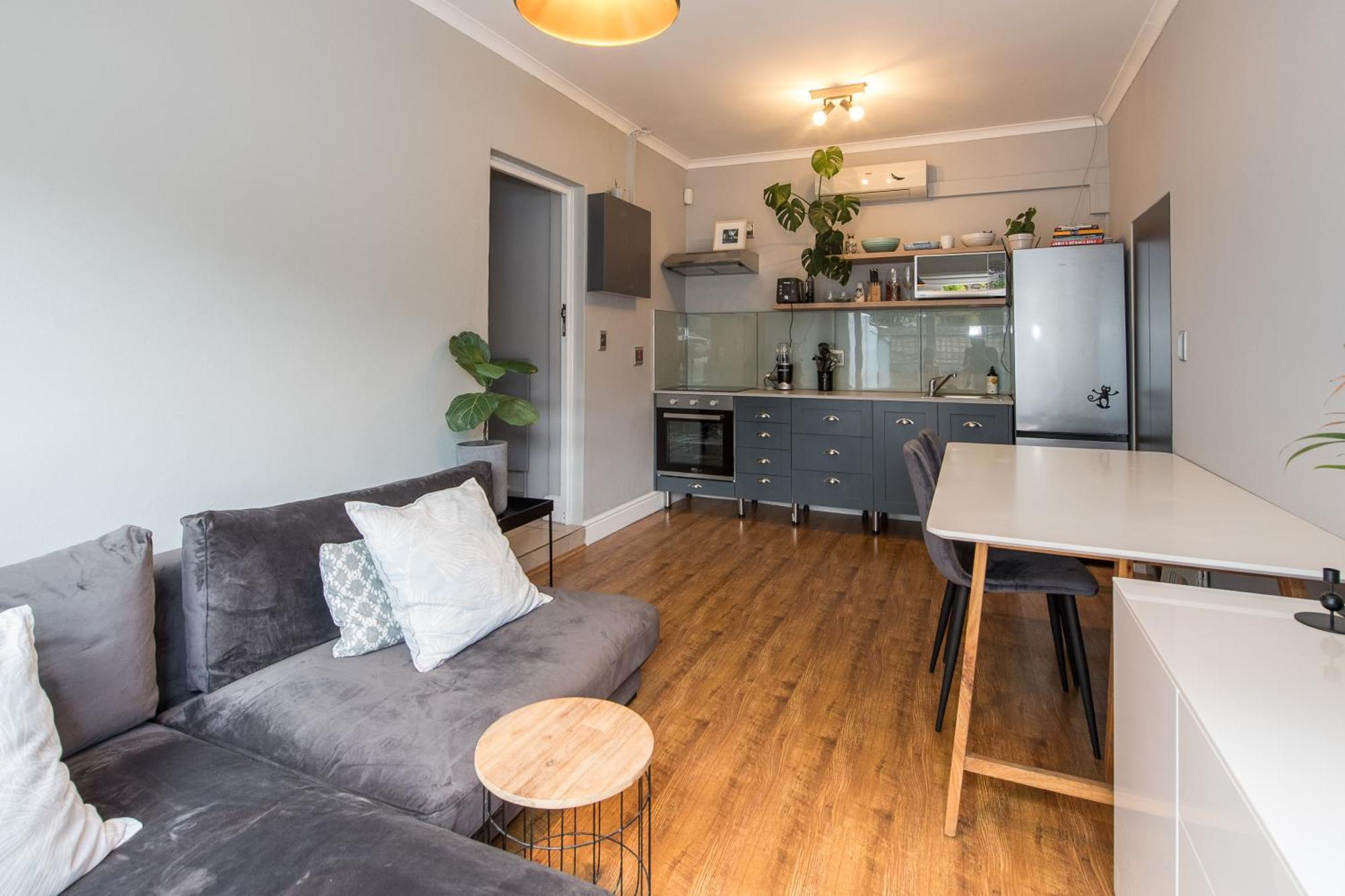Beautiful Garden Flat Apartment *
