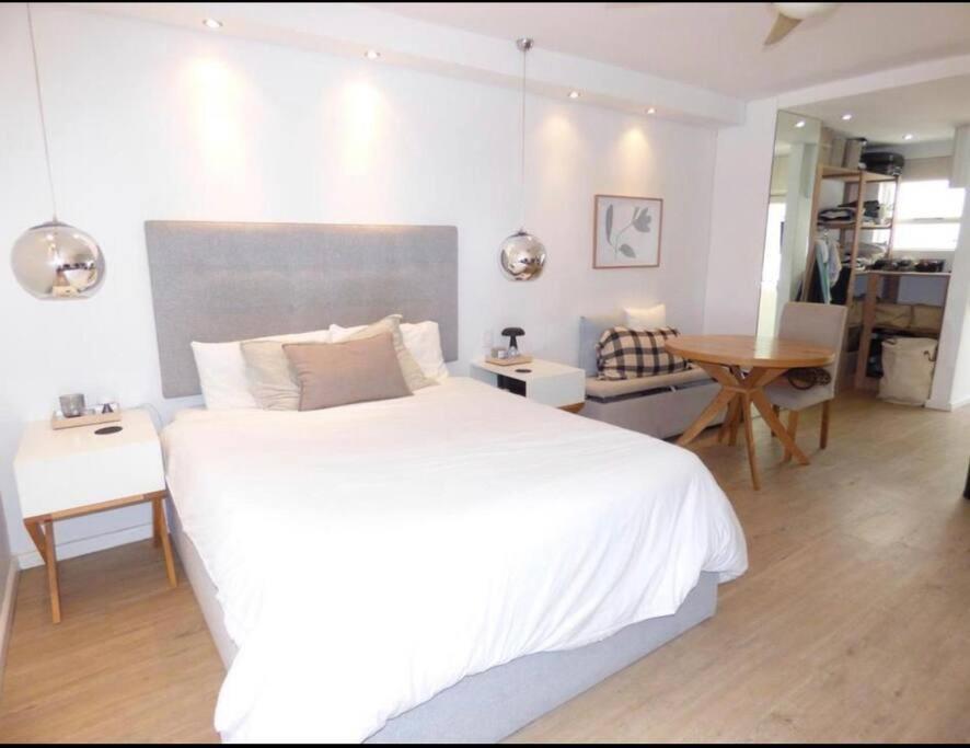 Stylish Apartment *