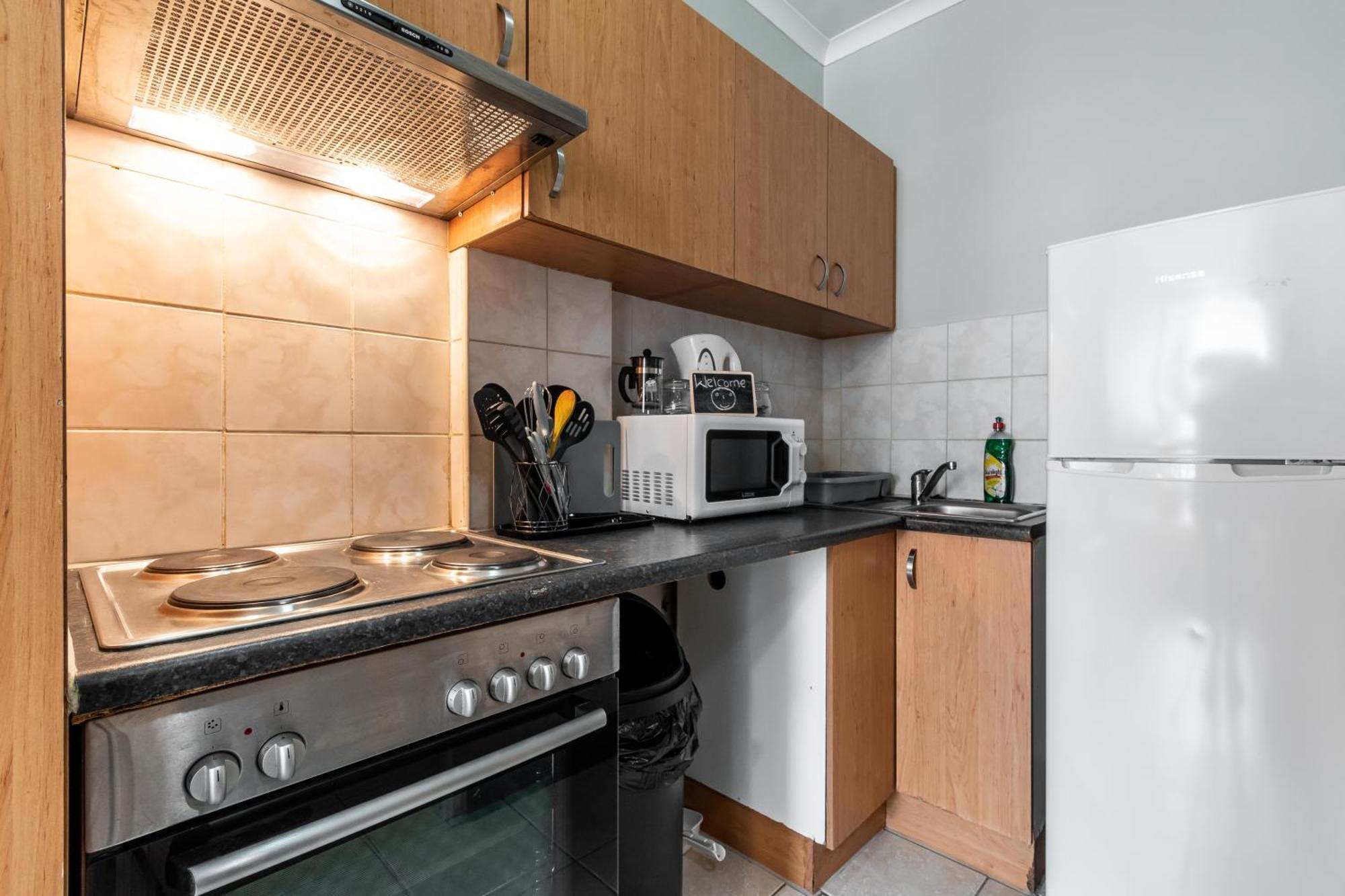 Wifi Netflix Cosy Pool Gym Free Parking Apartamento