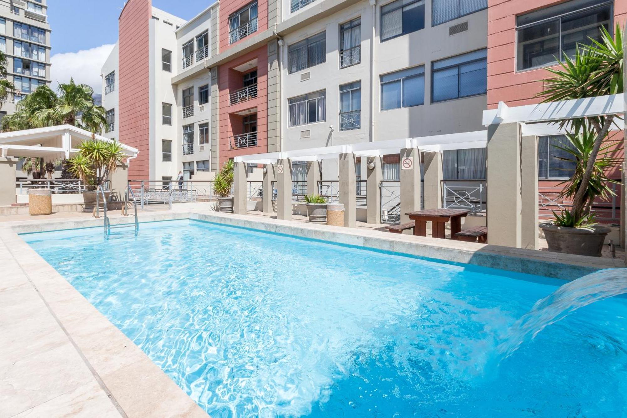 Wifi Netflix Cosy Pool Gym Free Parking Apartamento *