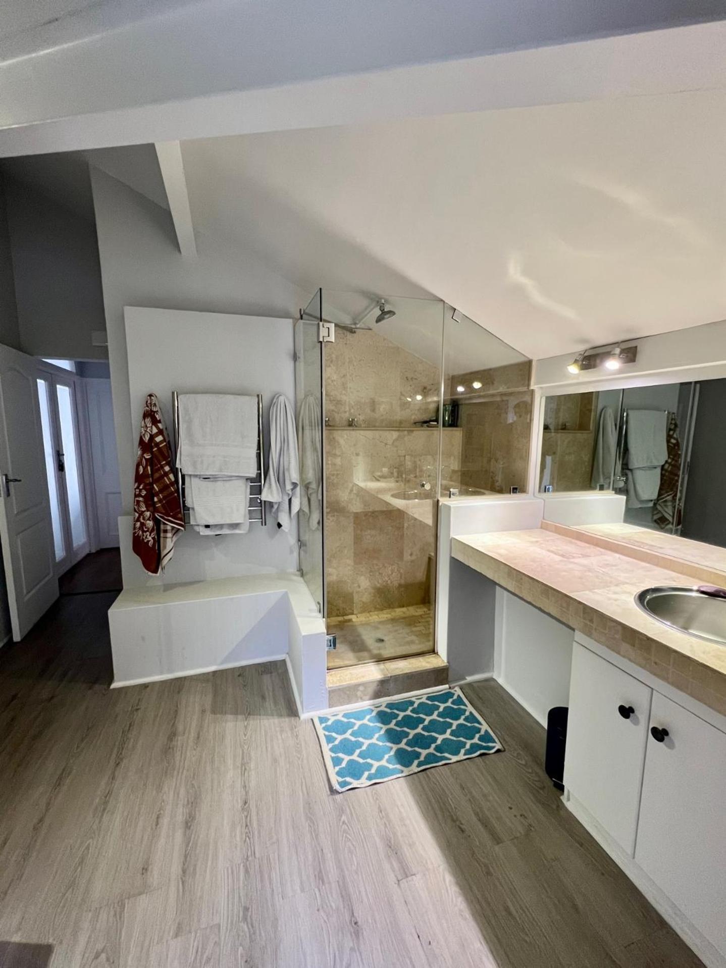 Constantiaberg Eco-villa Cape Town