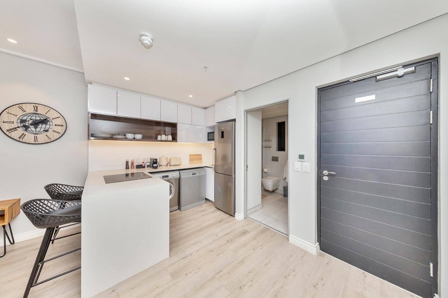 Apartment Stunning 22nd Floor With Rooftop Pool & Sea View 16onbree *