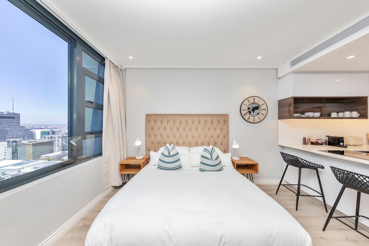 Stunning 22nd Floor With Rooftop Pool & Sea View 16onbree Cape Town
