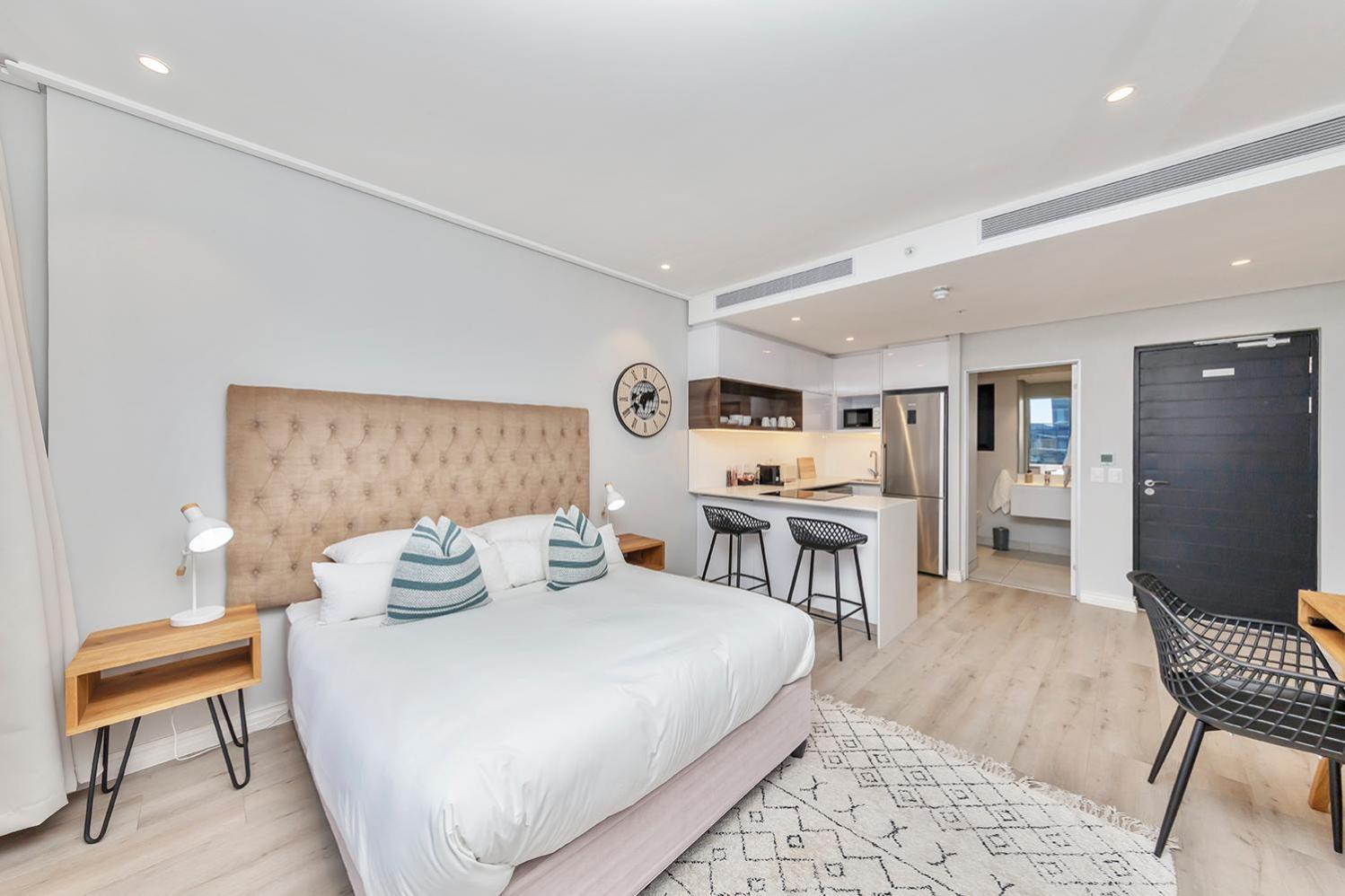 Apartment Stunning 22nd Floor With Rooftop Pool & Sea View 16onbree