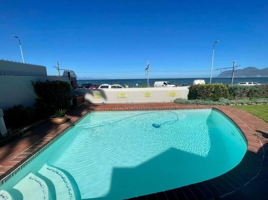 Apartamento Kalk Bay Stylish 2bed With Balcony, Views & Pool 34sjt *