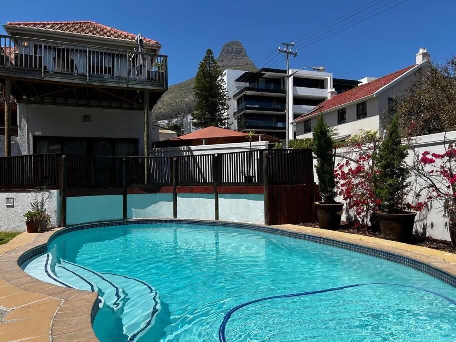 Apartment Large 1 Bed Pool Gym Parking Aircon