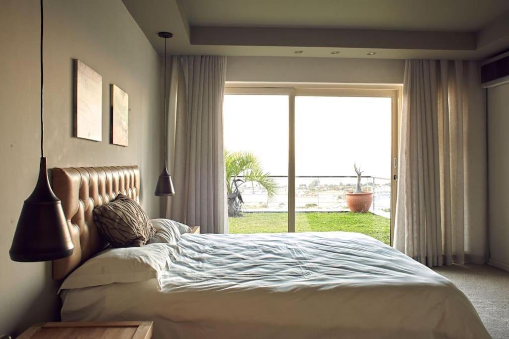 Beautiful Views And Very Well Located * Cape Town
