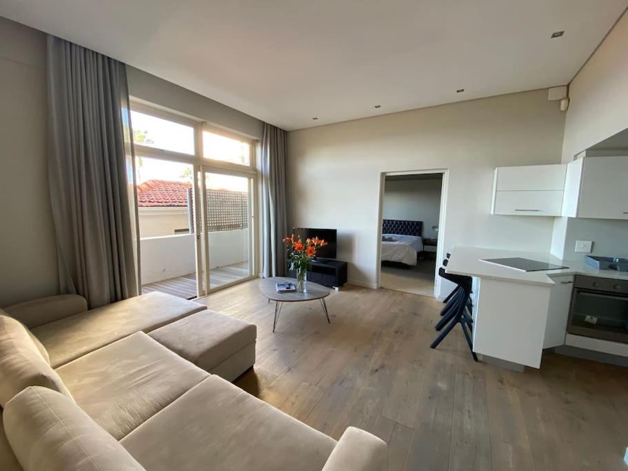 Beautiful Views And Very Well Located * Cape Town