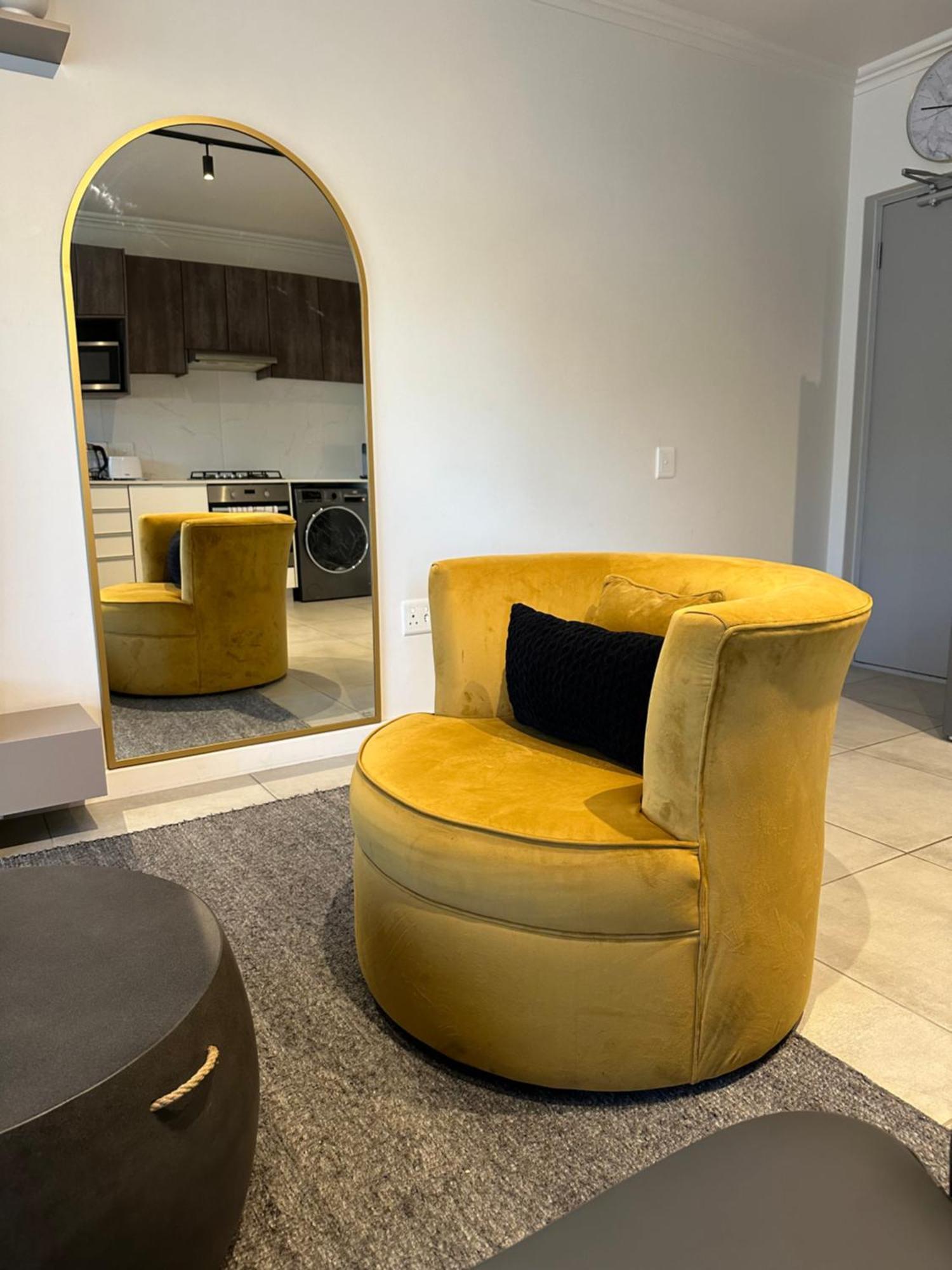 Luxurious Delux
