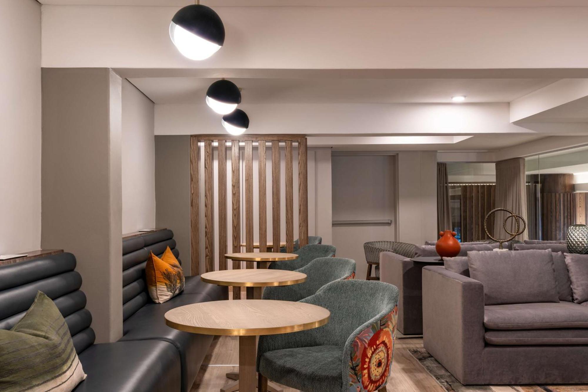 Radisson Foreshore Cape Town