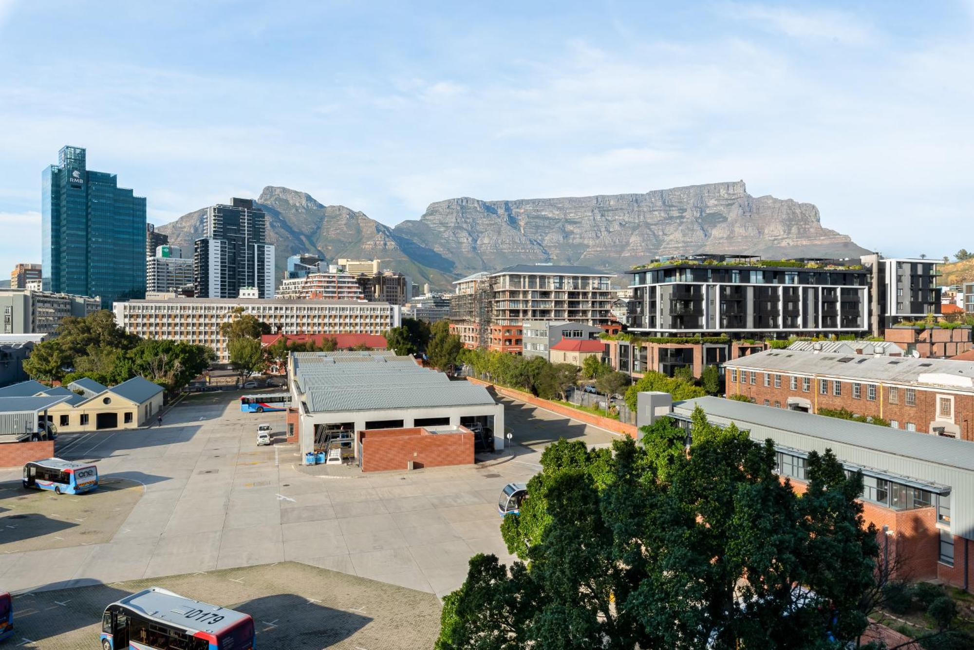 Apartment Docklands 411 Cape Town