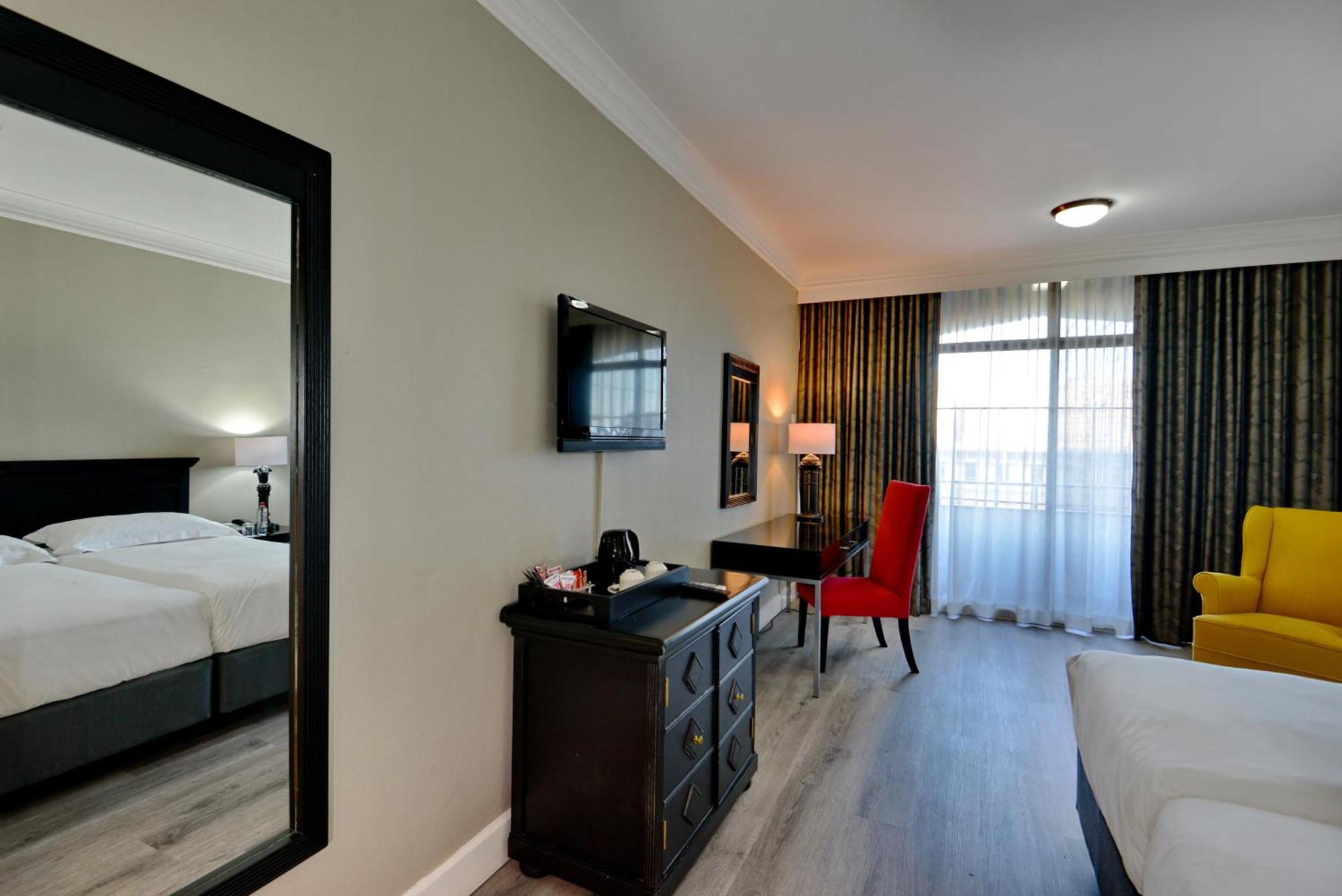 The Capetonian - Halal 4*