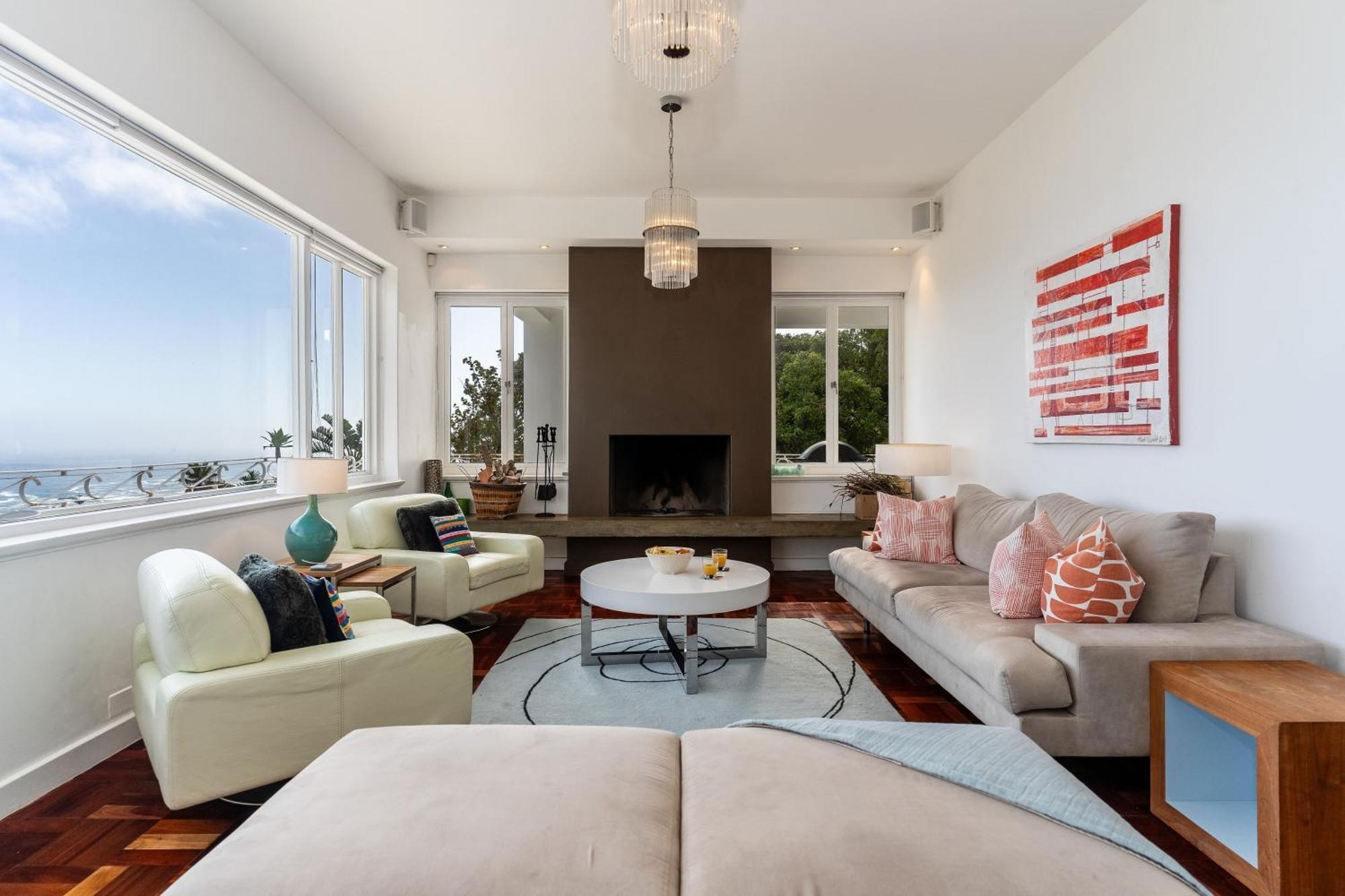 Villa Delightful Large In Camps Bay With Pool - Picasso Cape Town