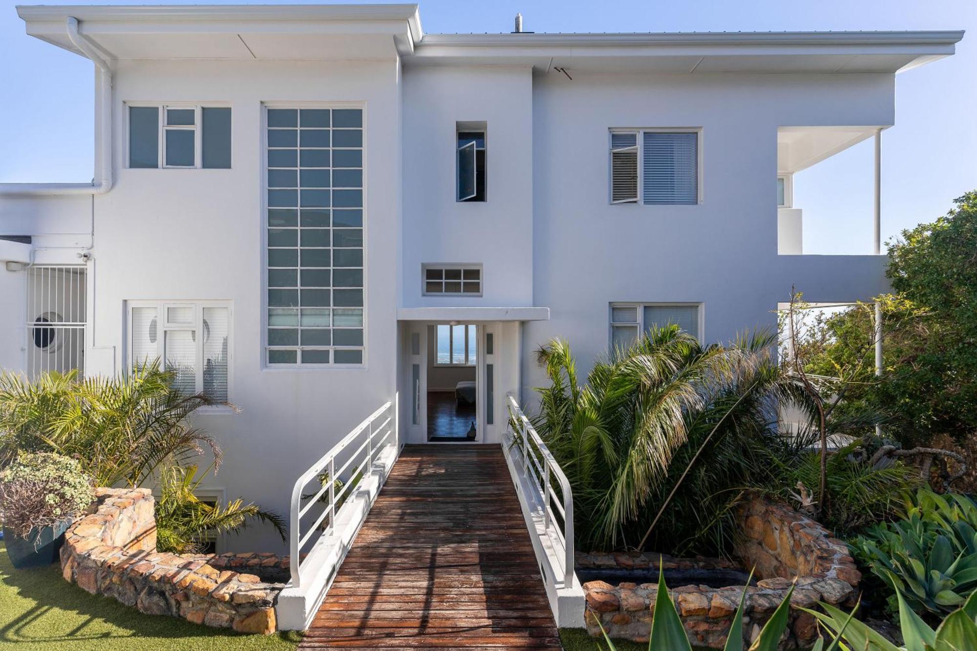 Villa Delightful Large In Camps Bay With Pool - Picasso
