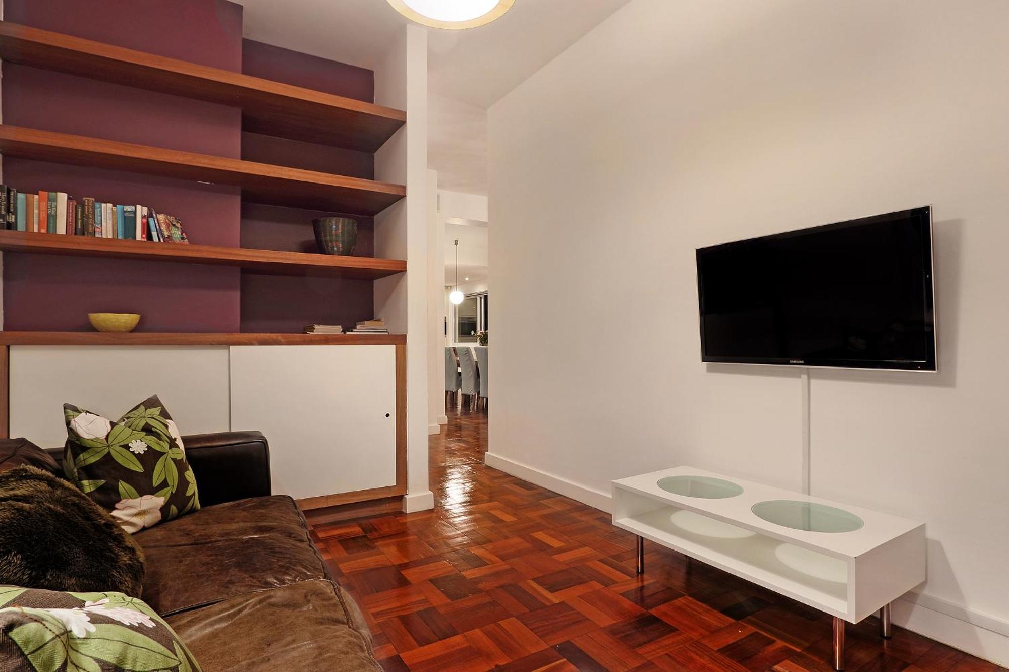 Villa Delightful Large In Camps Bay With Pool - Picasso