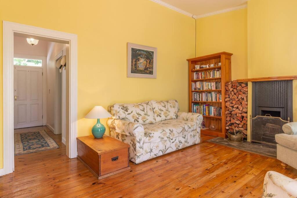 Apartment Charming Rosebank *