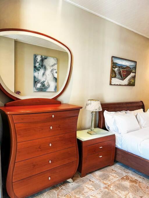 Cozy Two Bedroom Cpt Fully Equipped Cape Town