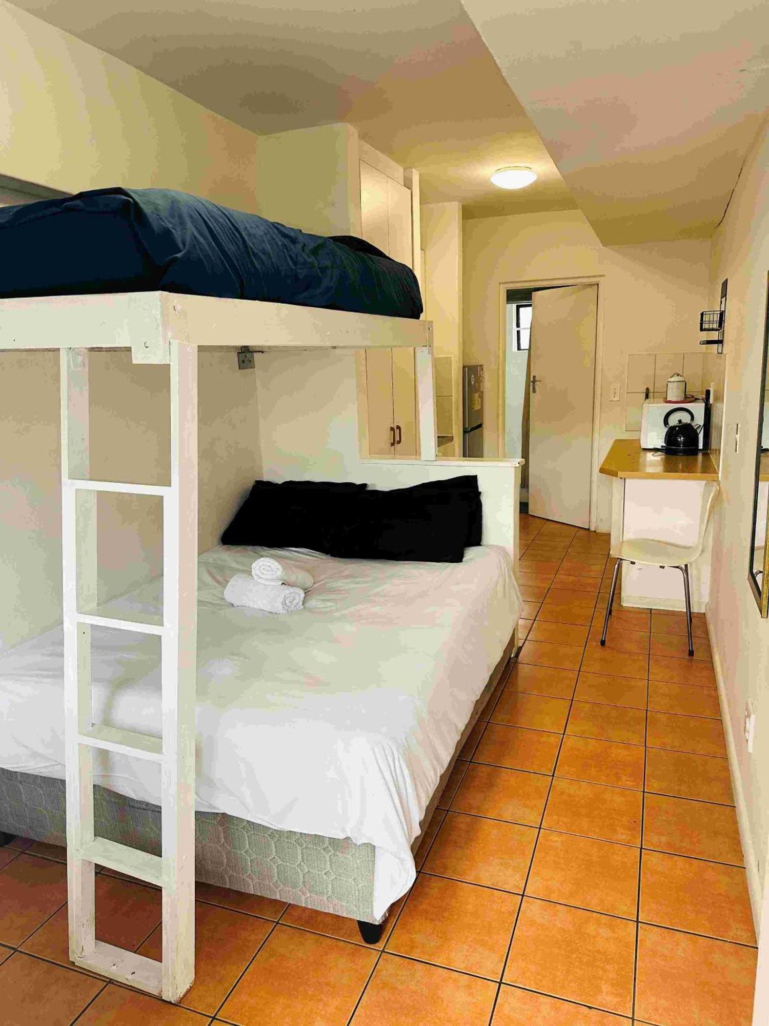 Elephant Backpackers Hostel Cape Town