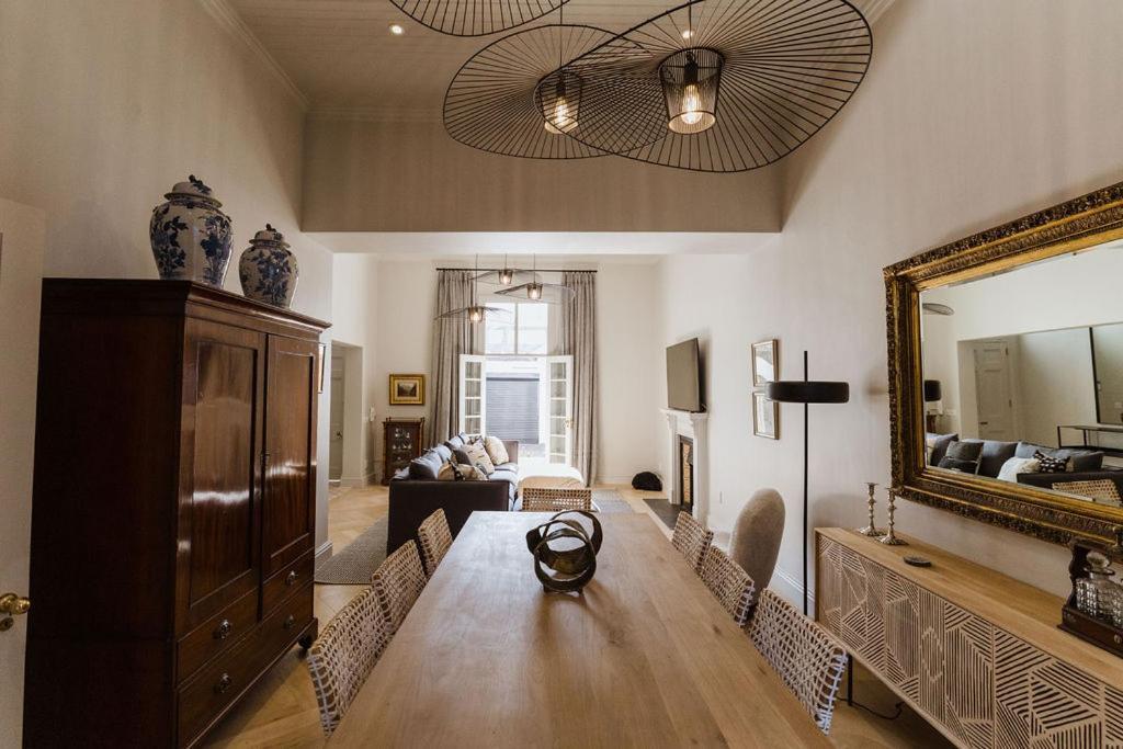 Pousada Immaculately Styled And Positioned With Pool & Bar