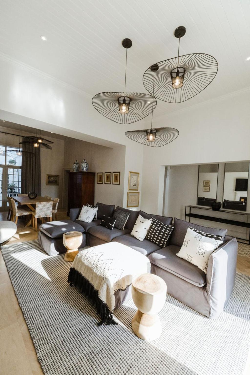 Pousada Immaculately Styled And Positioned With Pool & Bar *