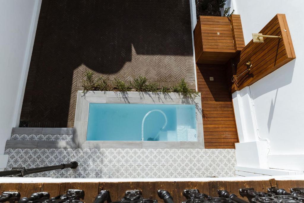 Pousada Immaculately Styled And Positioned With Pool & Bar *