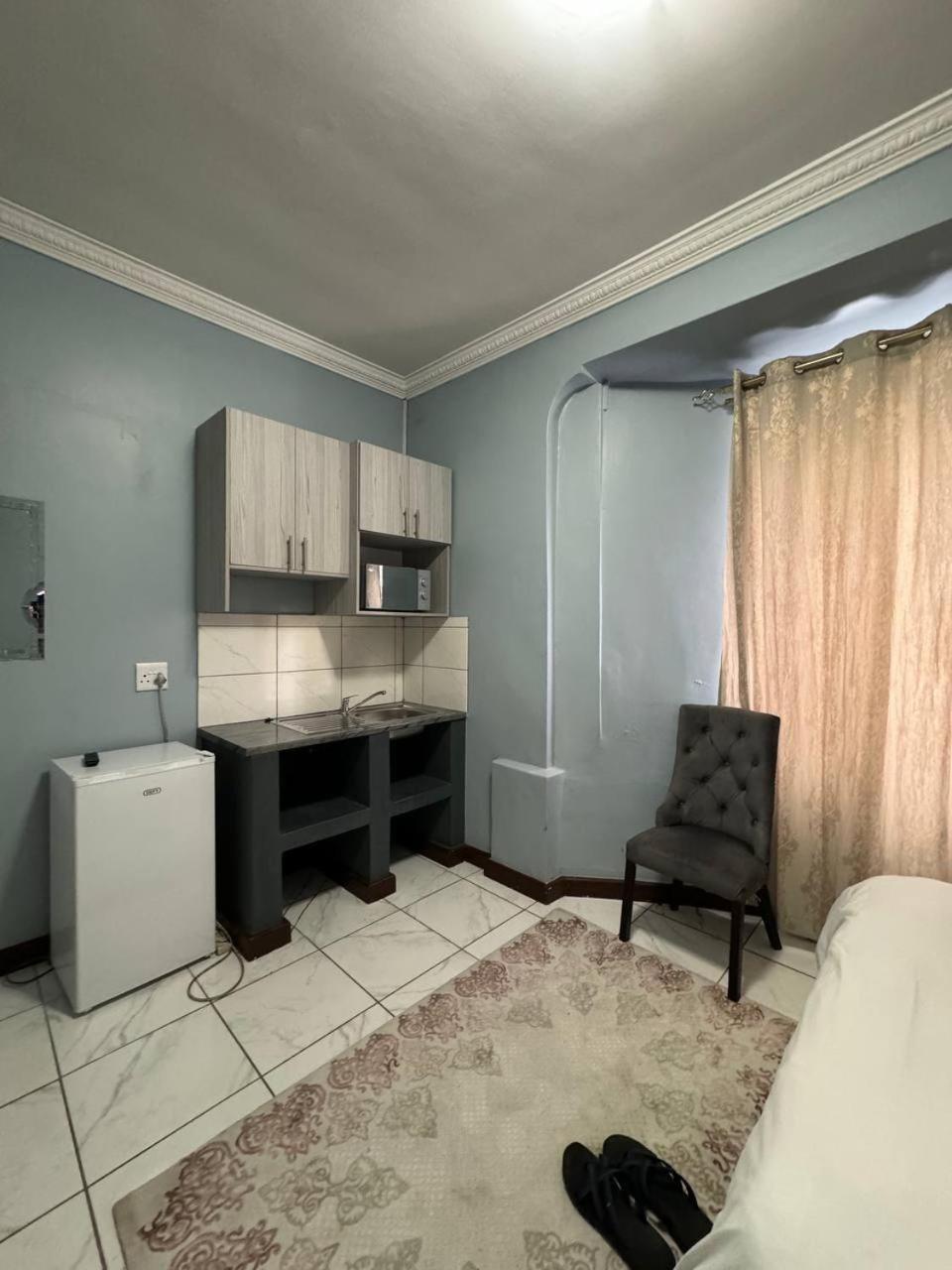 Michu Guest house *