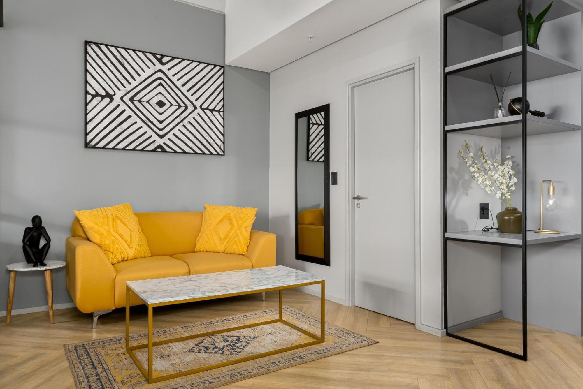 One Thibault Luxury