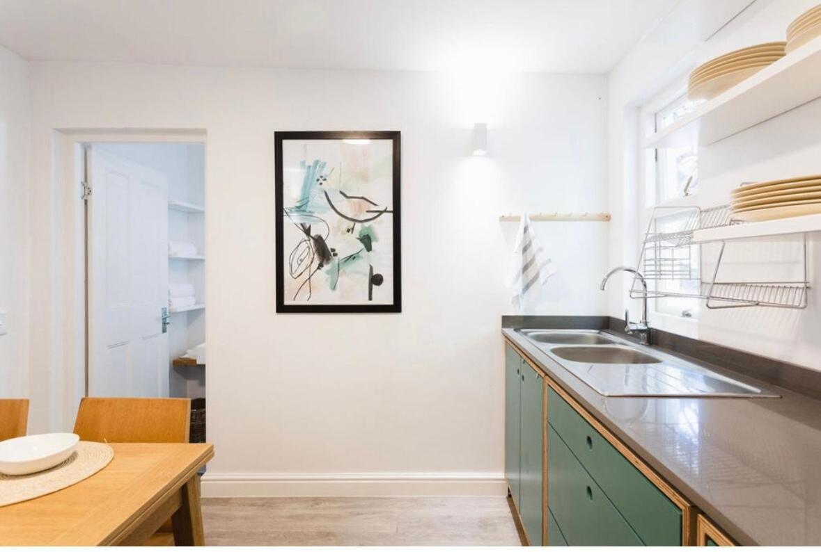 Apartment Roeland Terrace 2b