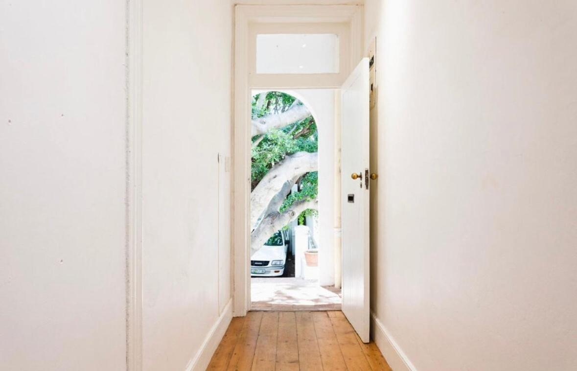 Apartment Roeland Terrace 2b *