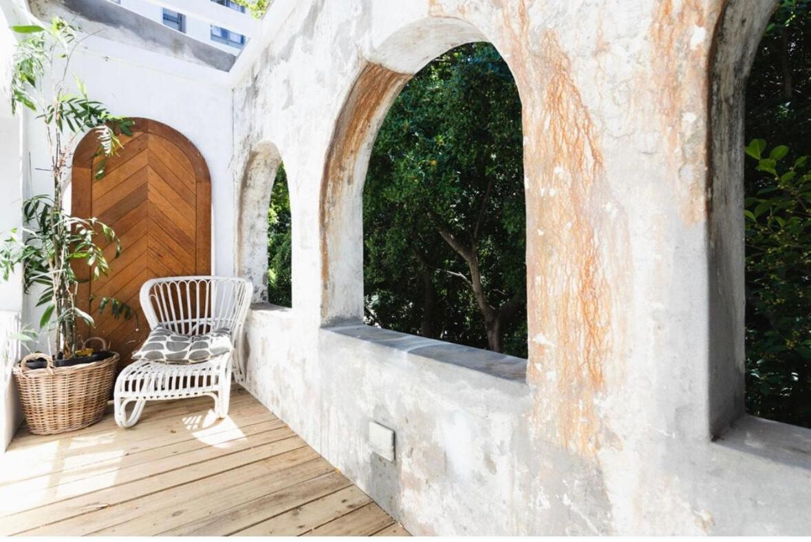 Roeland Terrace 2b * Cape Town
