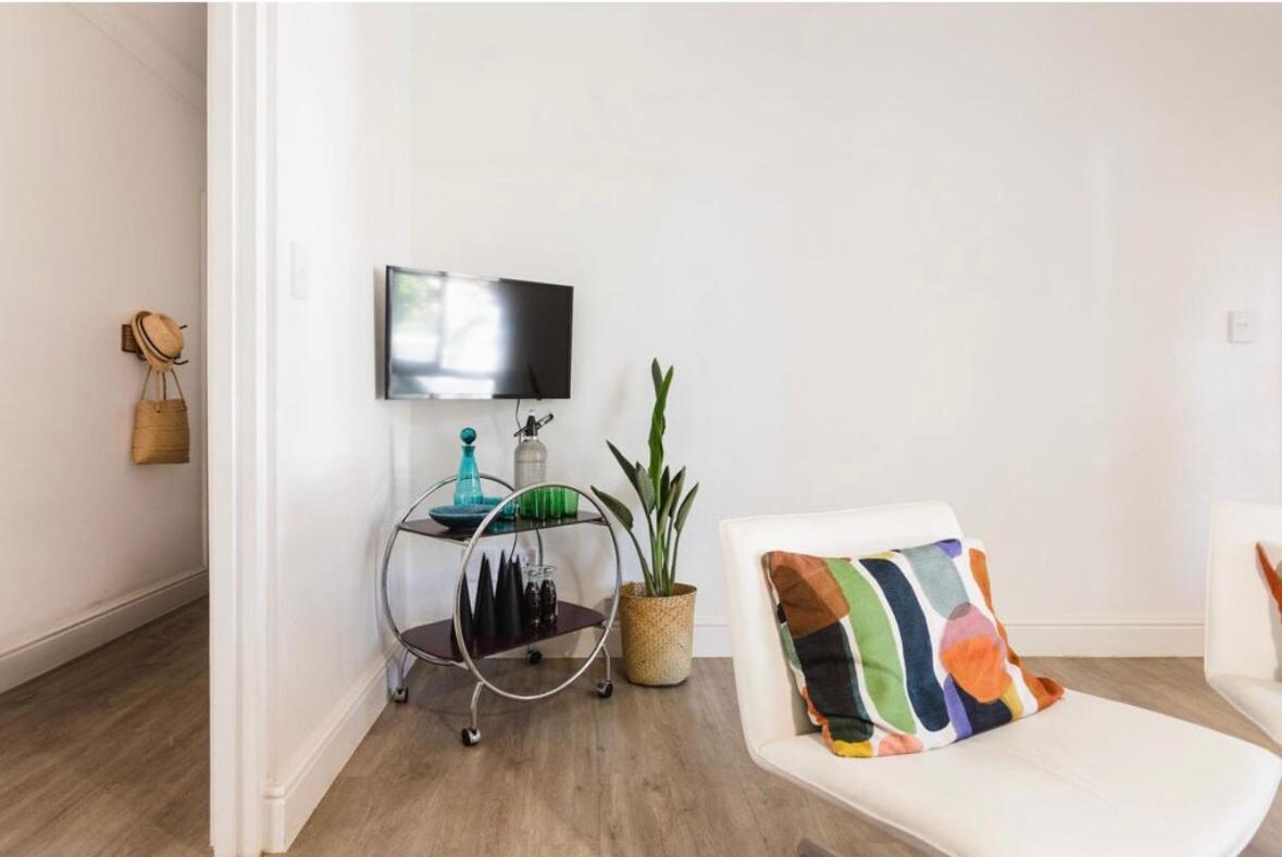 Roeland Terrace 2b Apartment