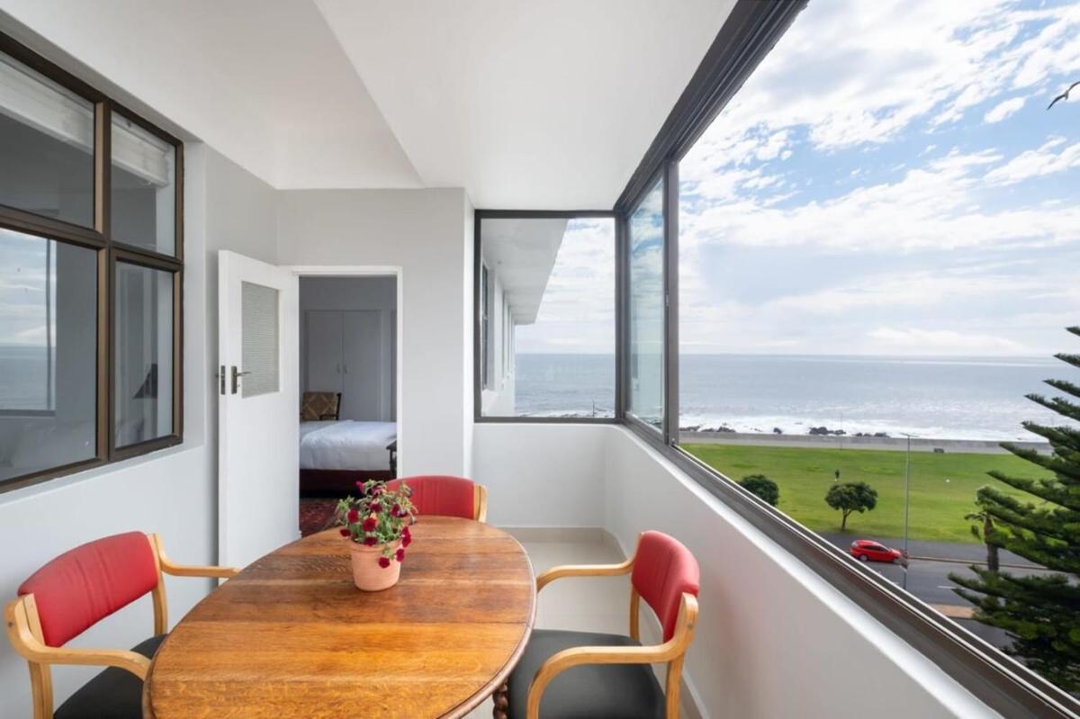 Road Ocean View * Cape Town