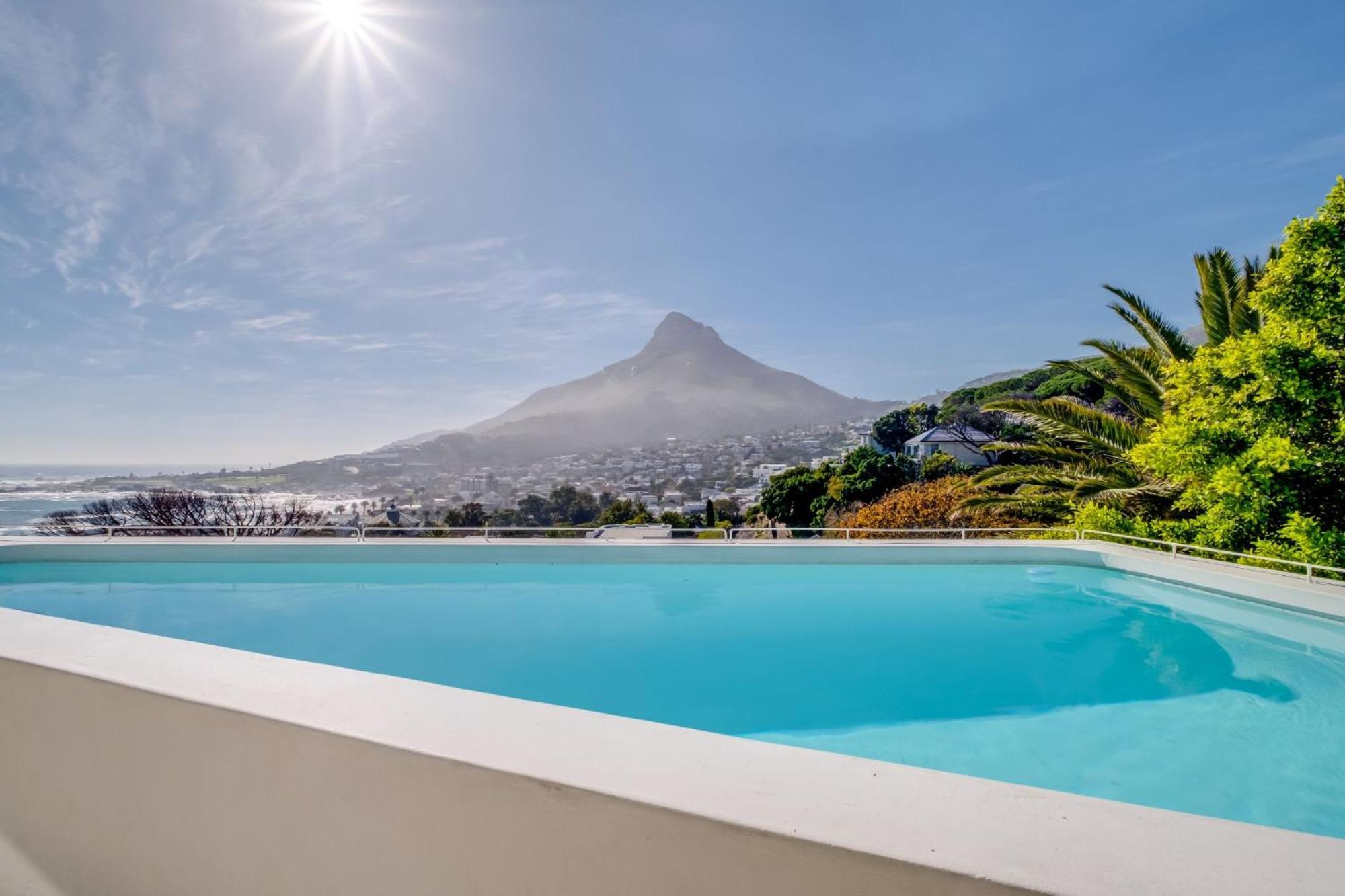 Villa Silvertree *