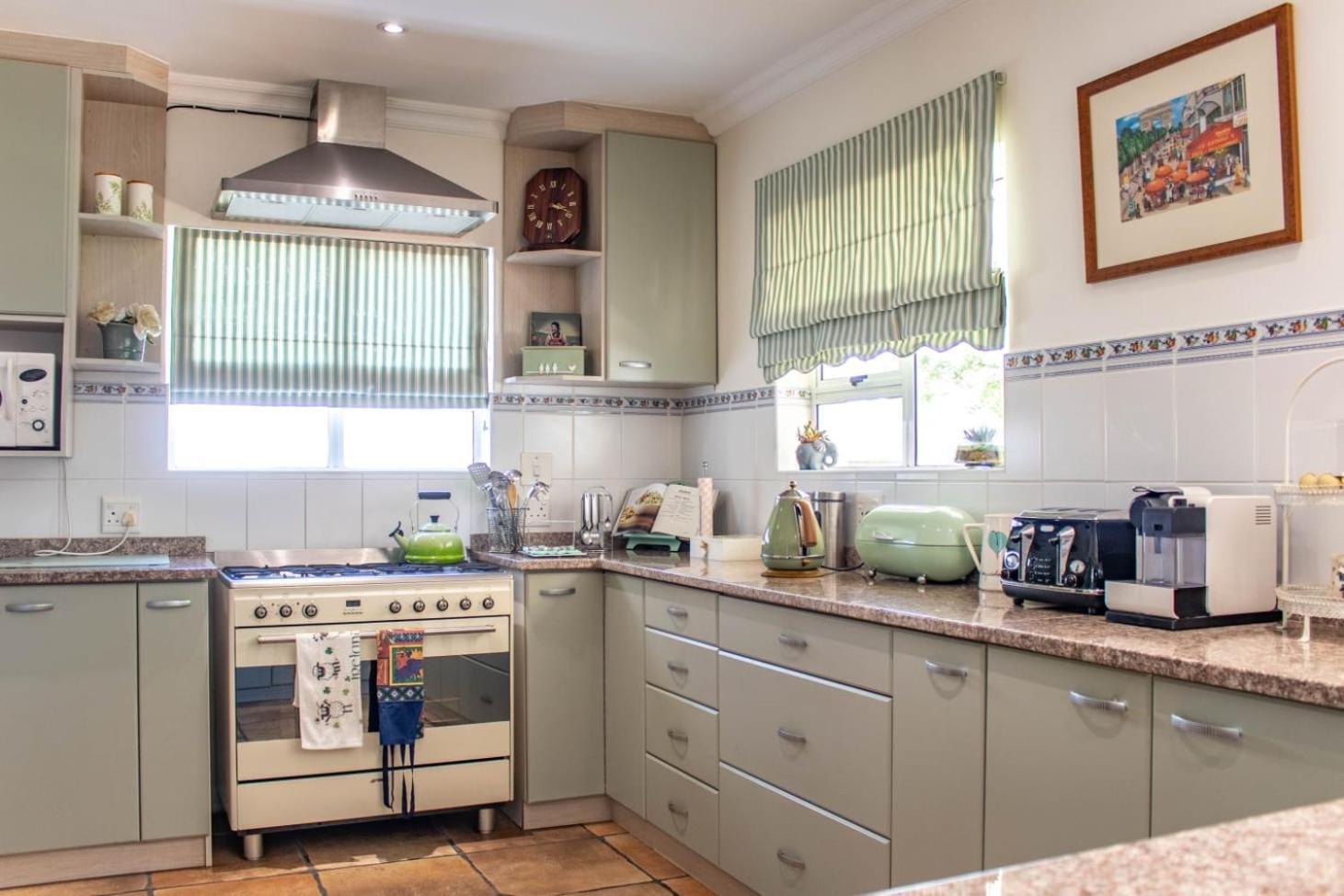 Mountain View Golf Villa Cape Town