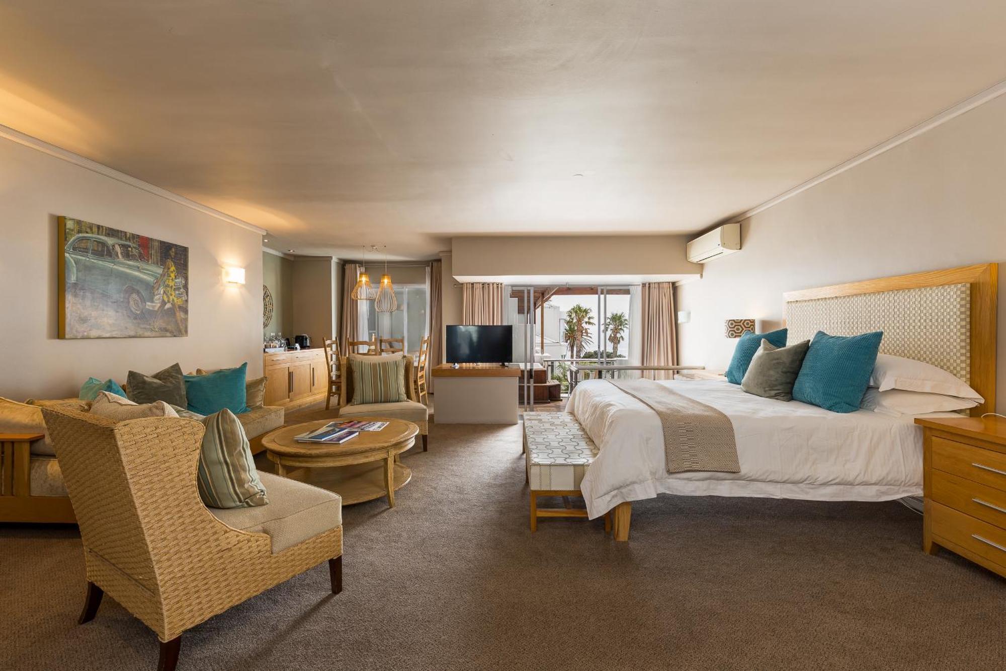 Hotel The Bay Cape Town