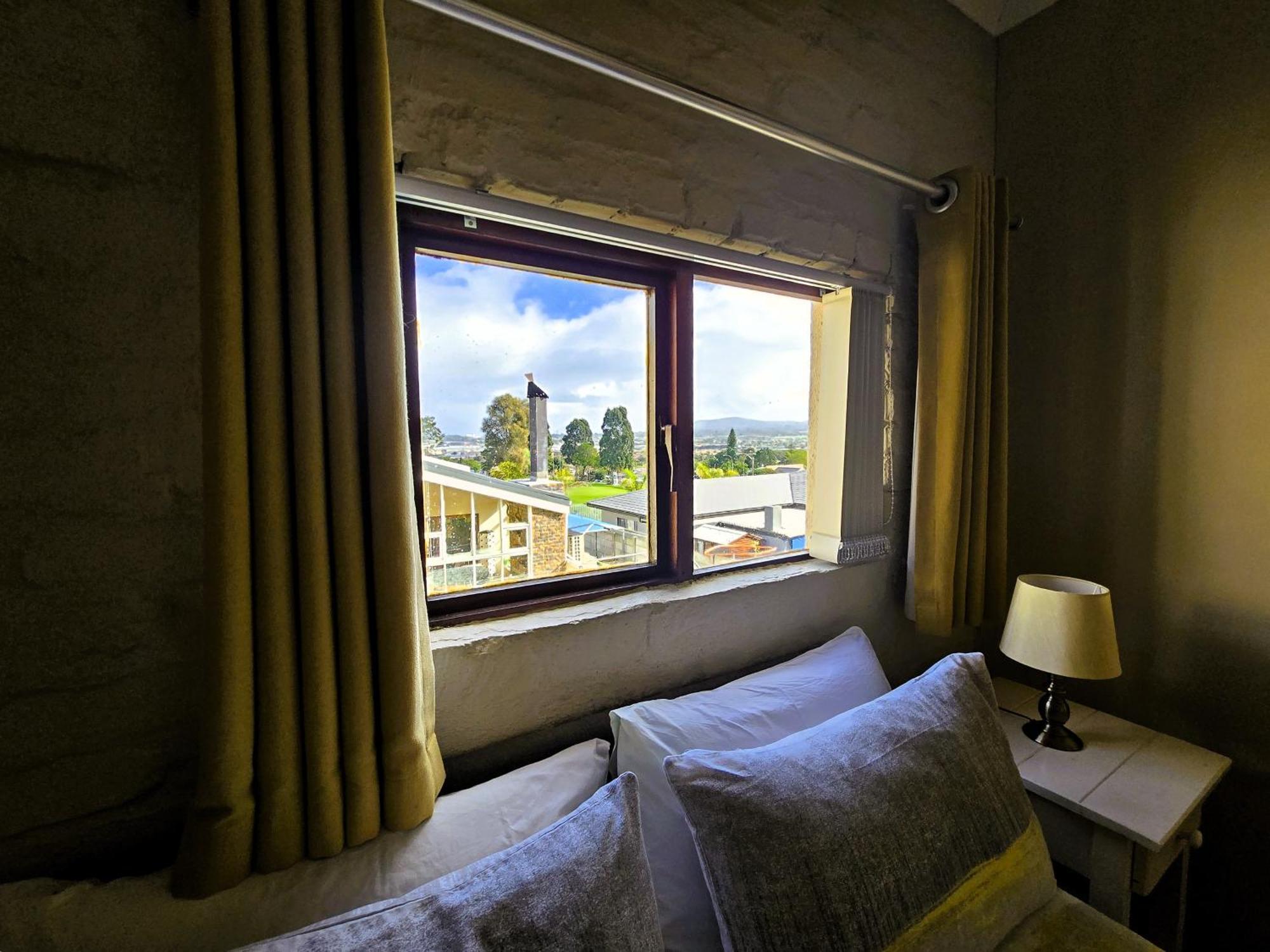 Walters Lane Deluxe Garden 3 - No Loadshedding Apartamento