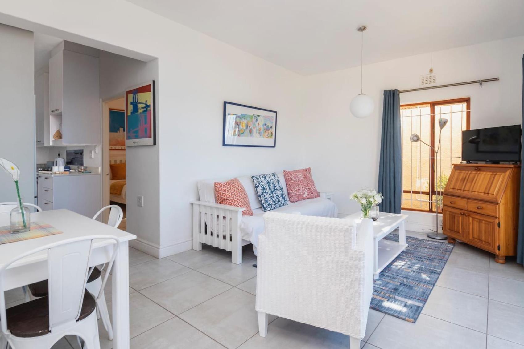 Apartment Glencairn Ocean View Haven