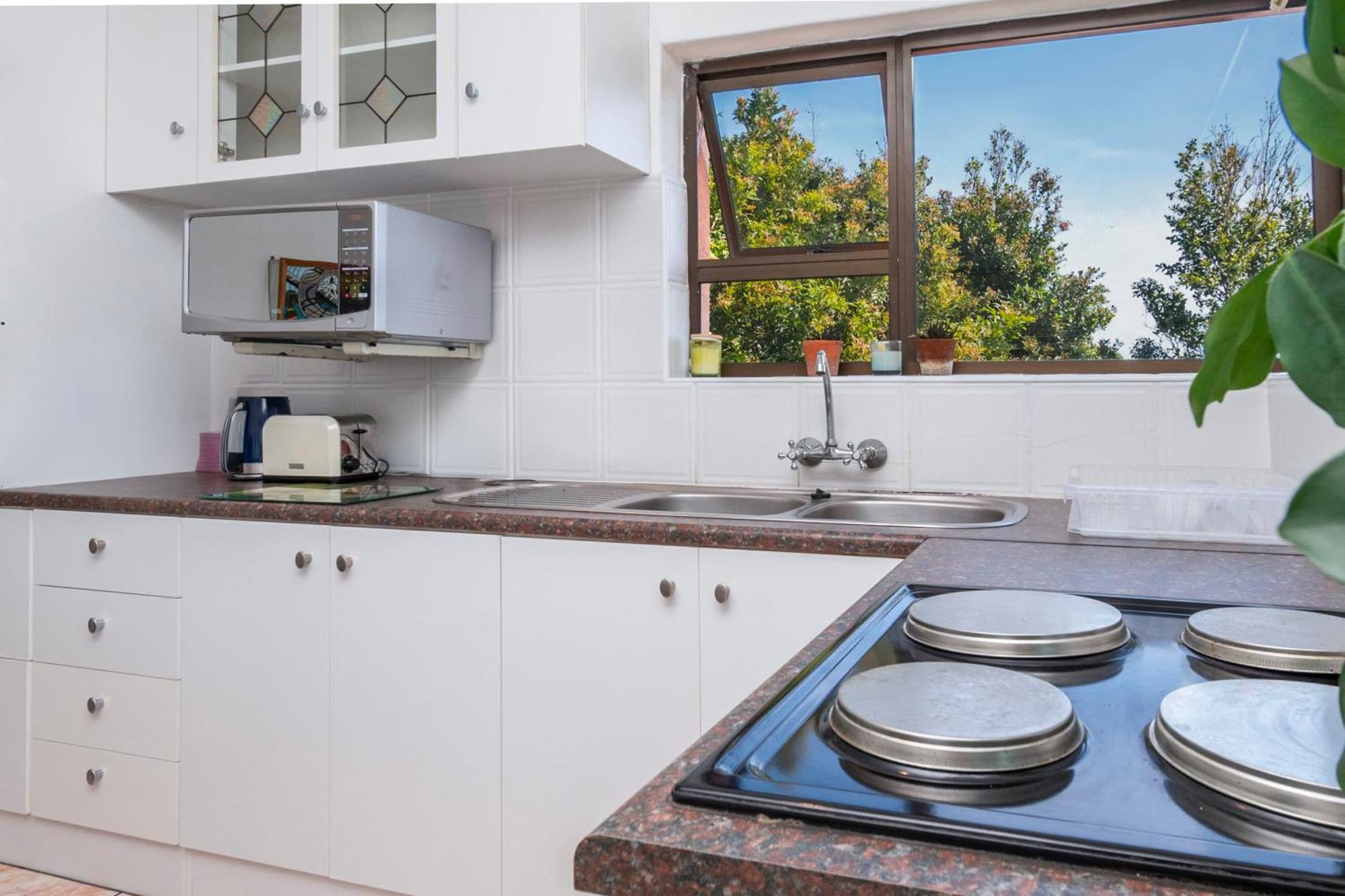 Apartment Haven In Milnerton Cape Town