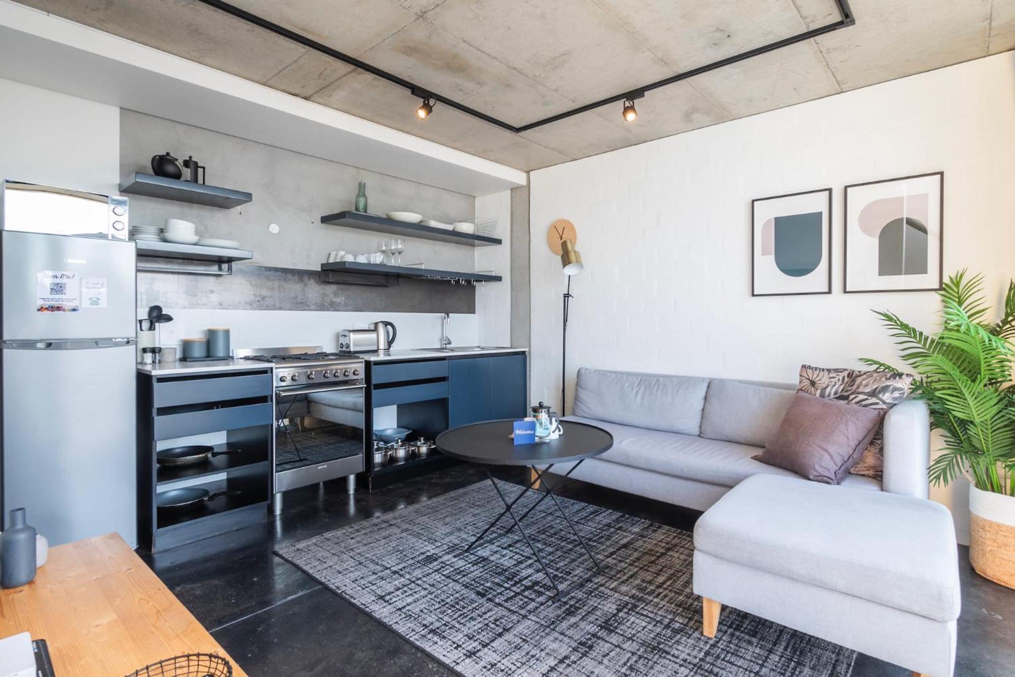 Forty On L Charming In Historic Bo-kaap Apartment