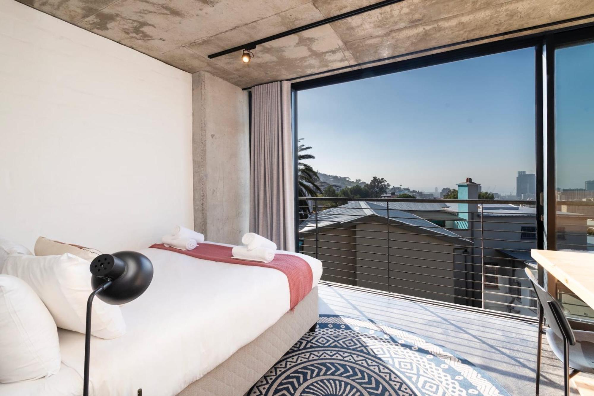 Forty On L Charming In Historic Bo-kaap Apartment