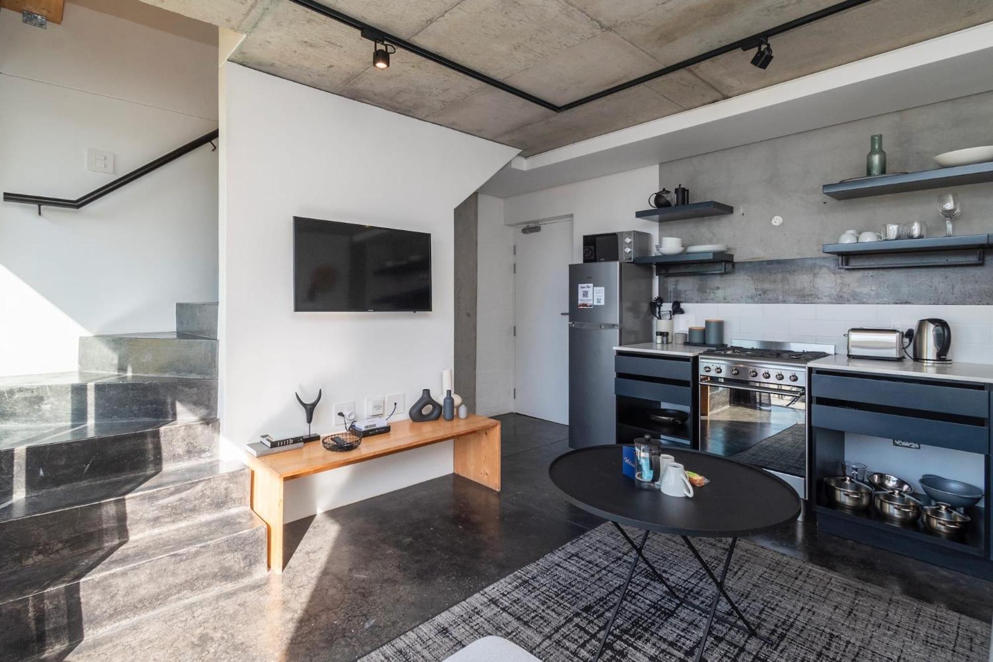 Forty On L Charming In Historic Bo-kaap Apartment
