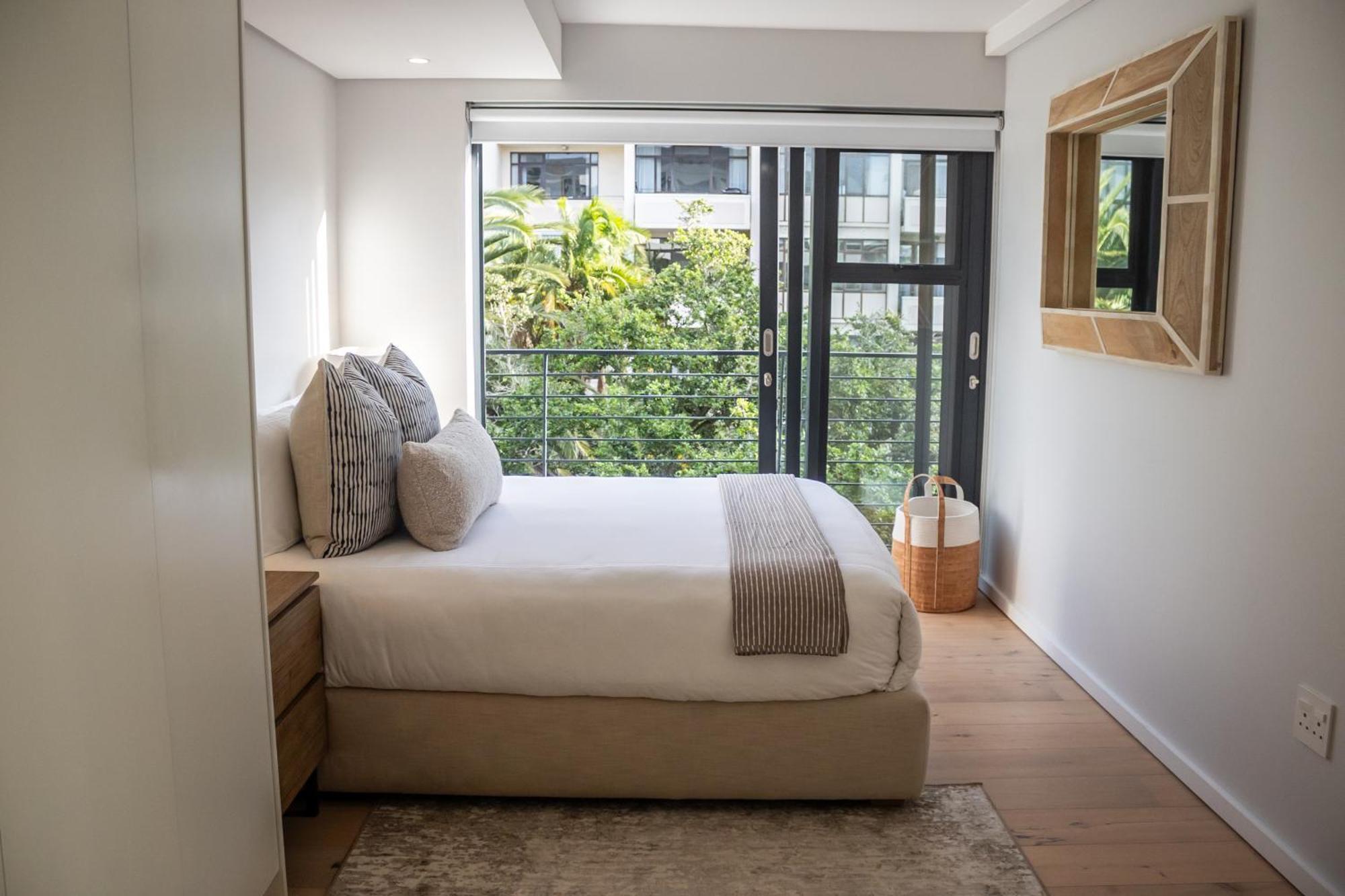In Sea Point- With Inverter Apartment