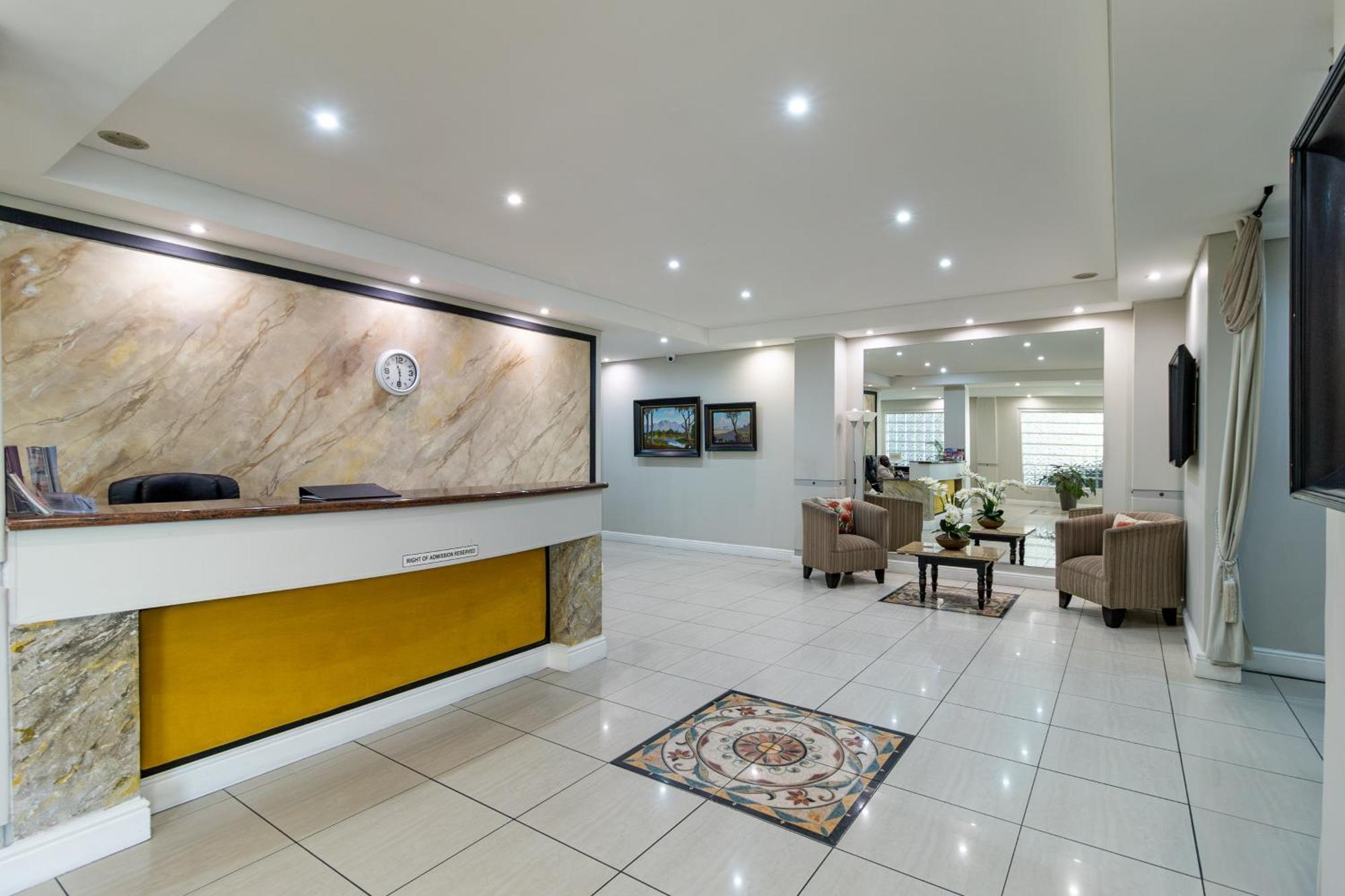 1 Bedroom Apartment, The Centurion, Seapoint, Cape Town, South Africa * Cape Town