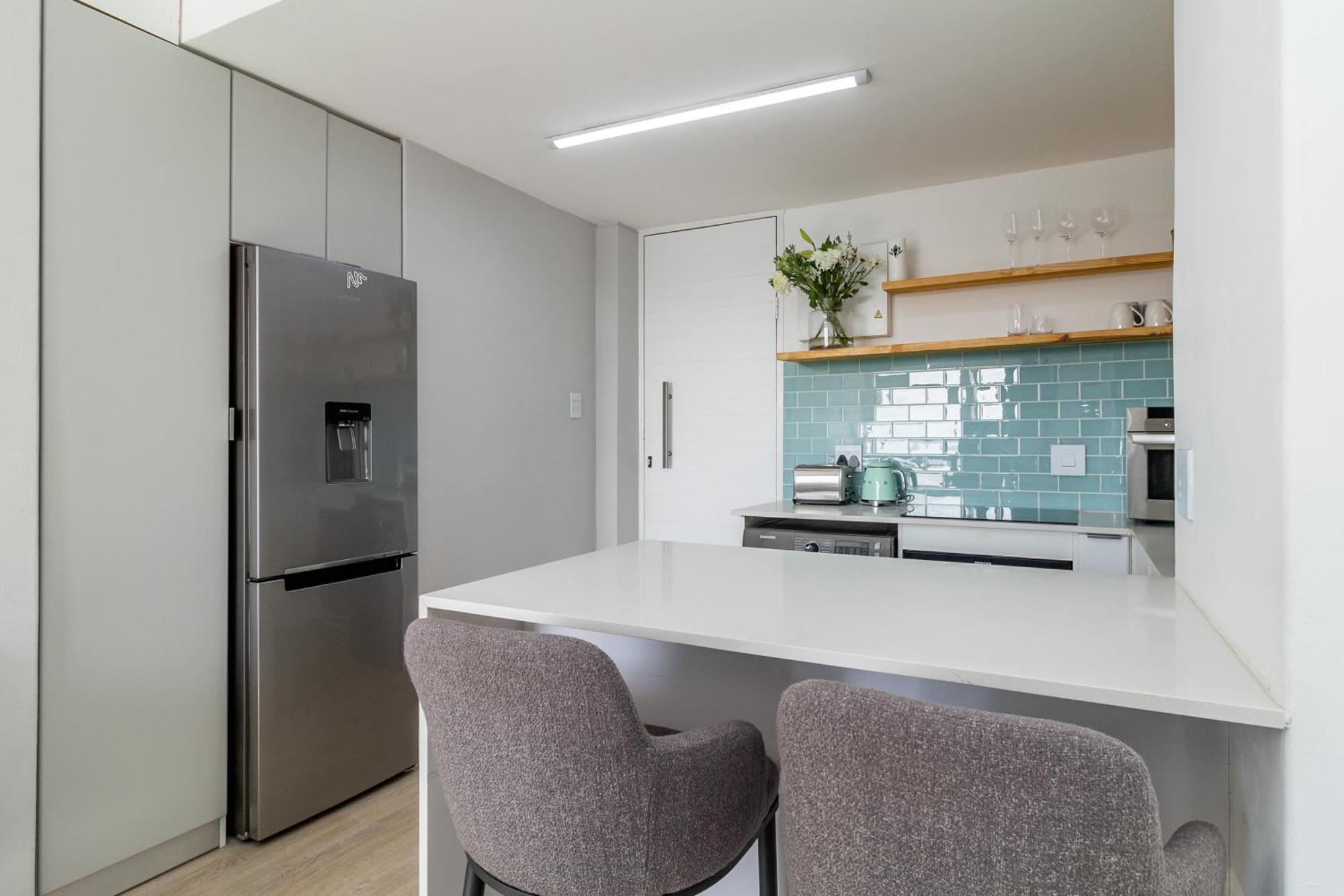1 Bedroom Apartment, The Centurion, Seapoint, Cape Town, South Africa
