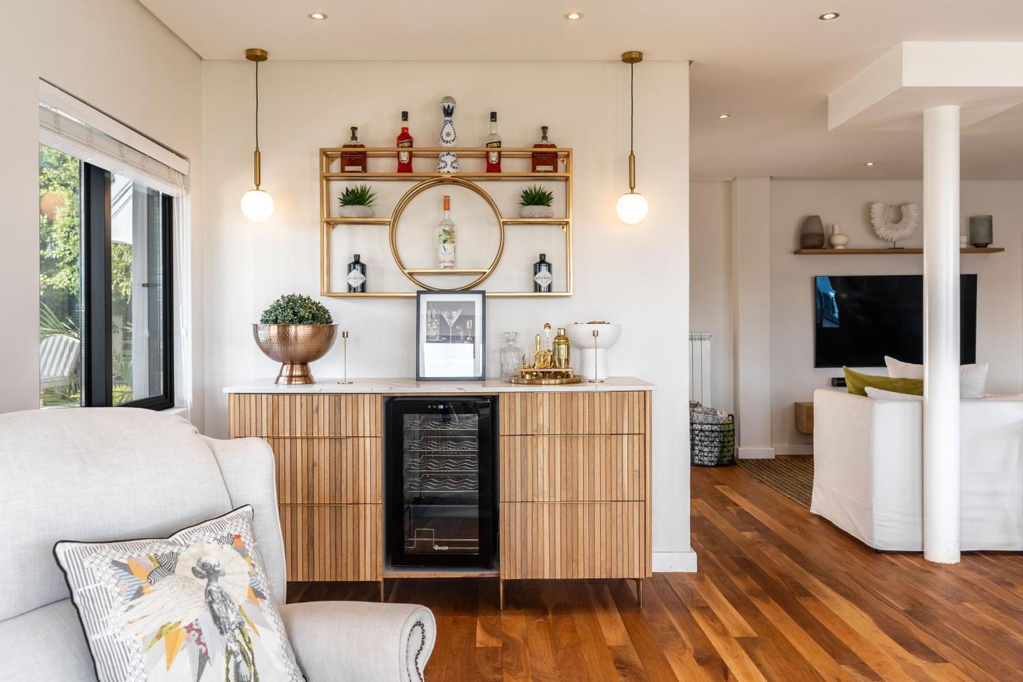 Villa Maison De La - Luxury Camps Bay With Pool And Ocean View *