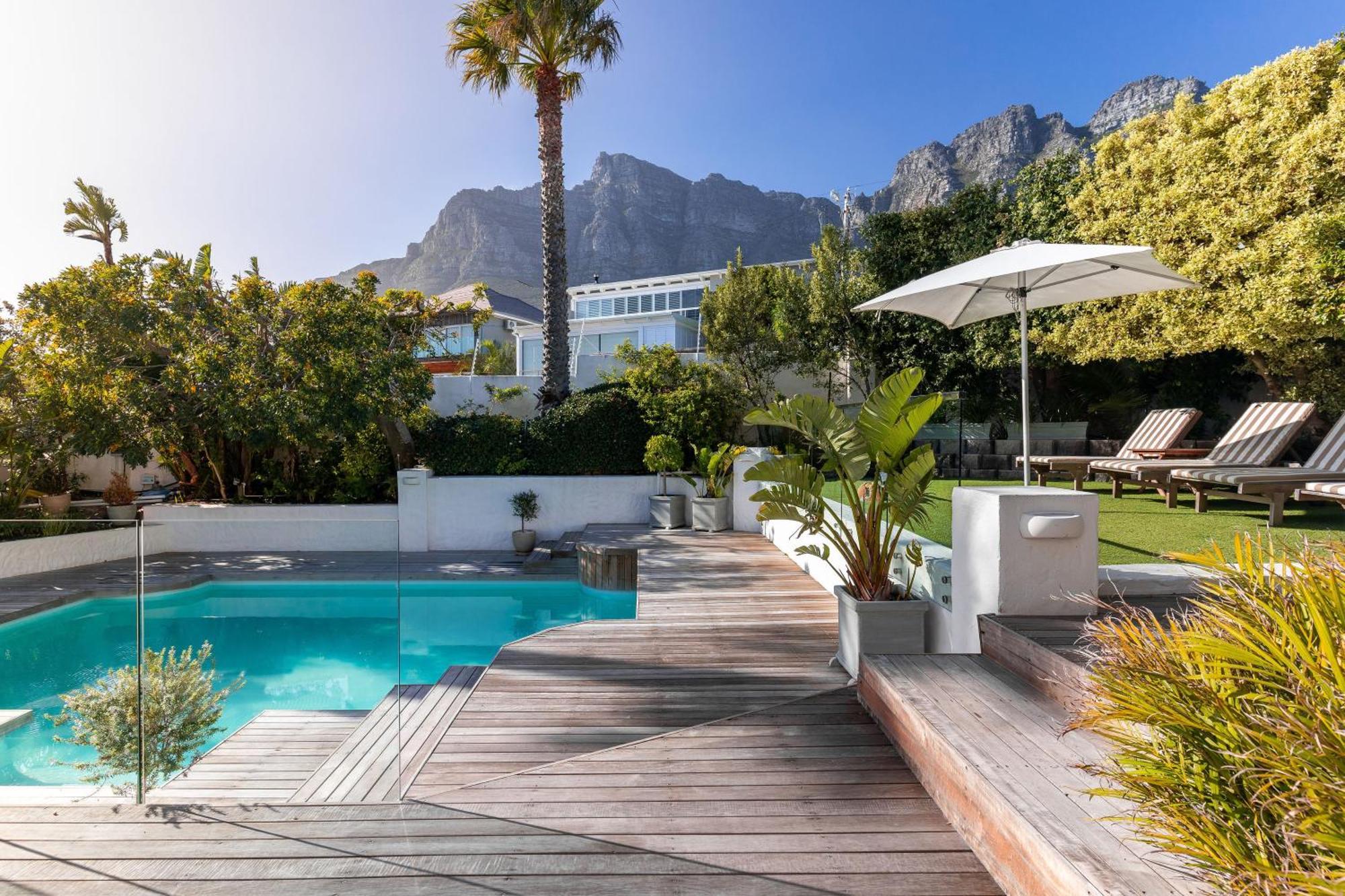 Maison De La - Luxury Camps Bay With Pool And Ocean View Cape Town