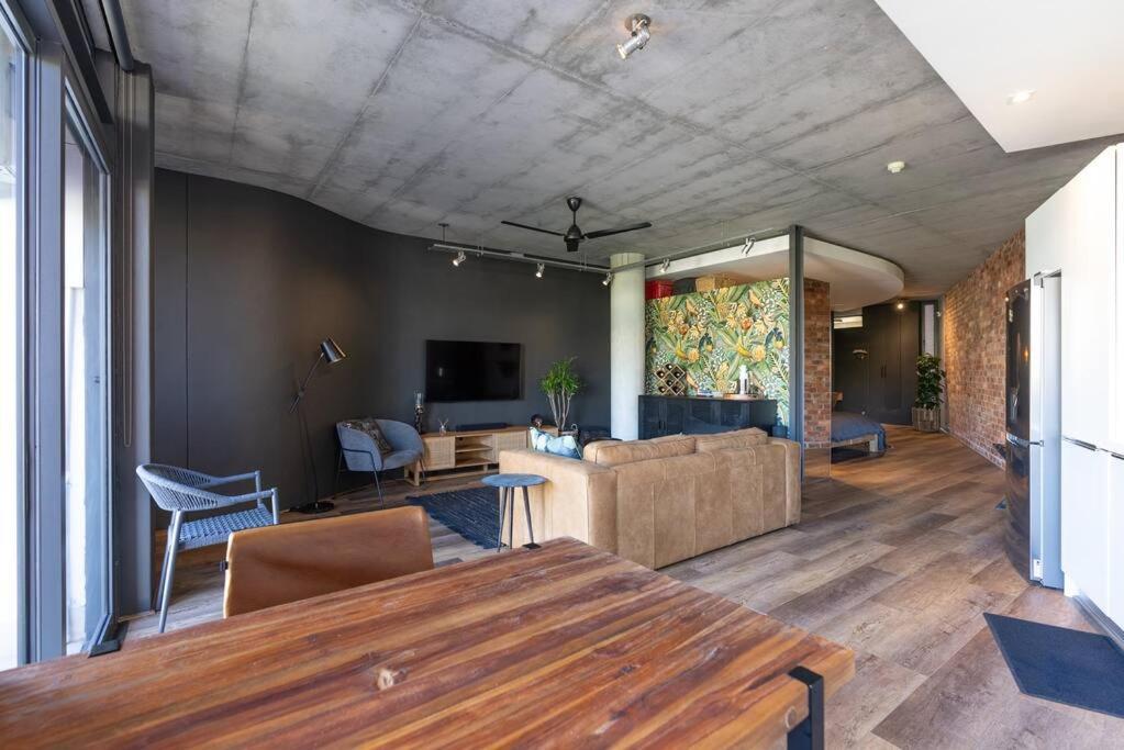 Apartment Central, Modern & Elegant Cape Town
